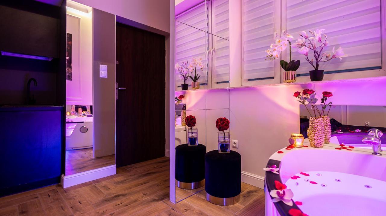 קרקוב Vistula Boulevards Jacuzzi Apartment מראה חיצוני תמונה