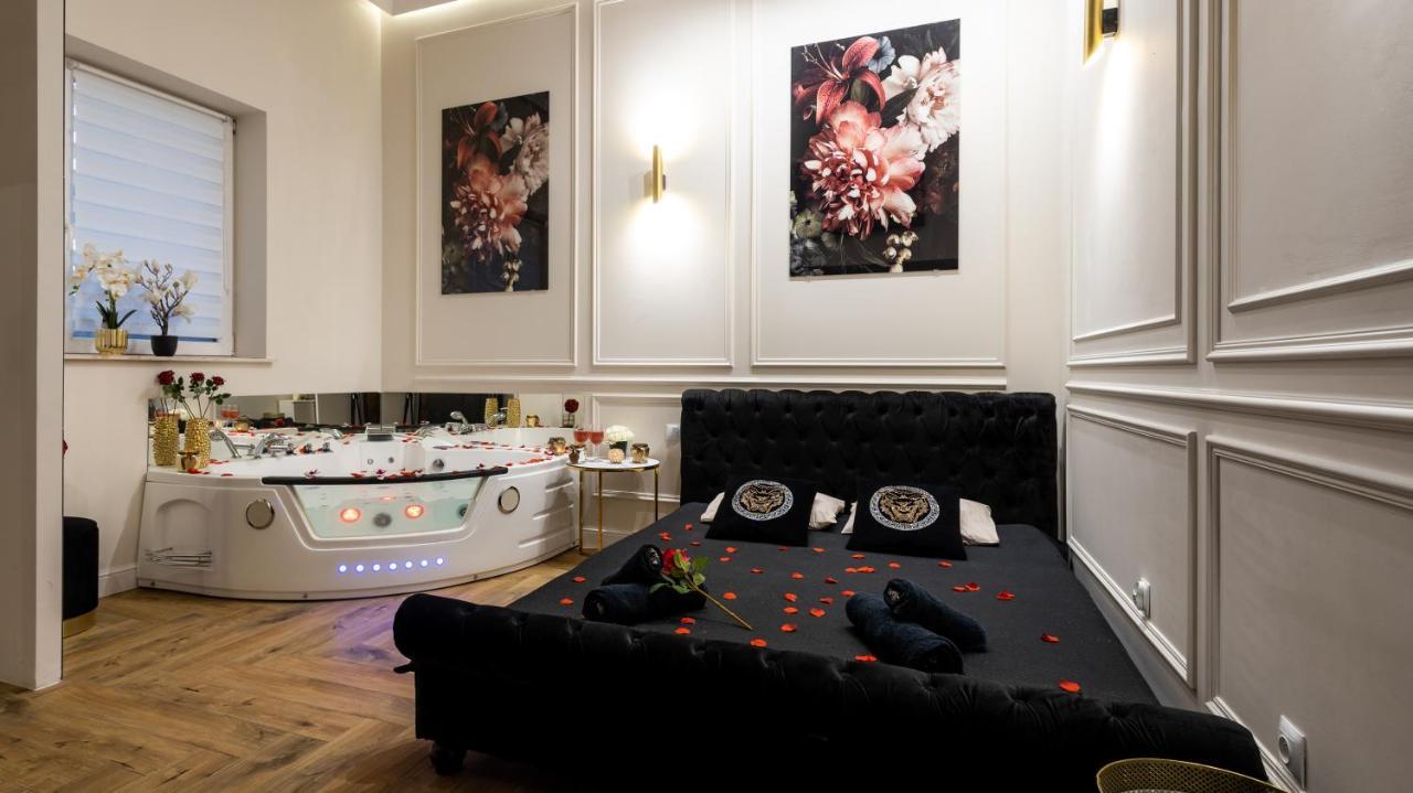 קרקוב Vistula Boulevards Jacuzzi Apartment מראה חיצוני תמונה